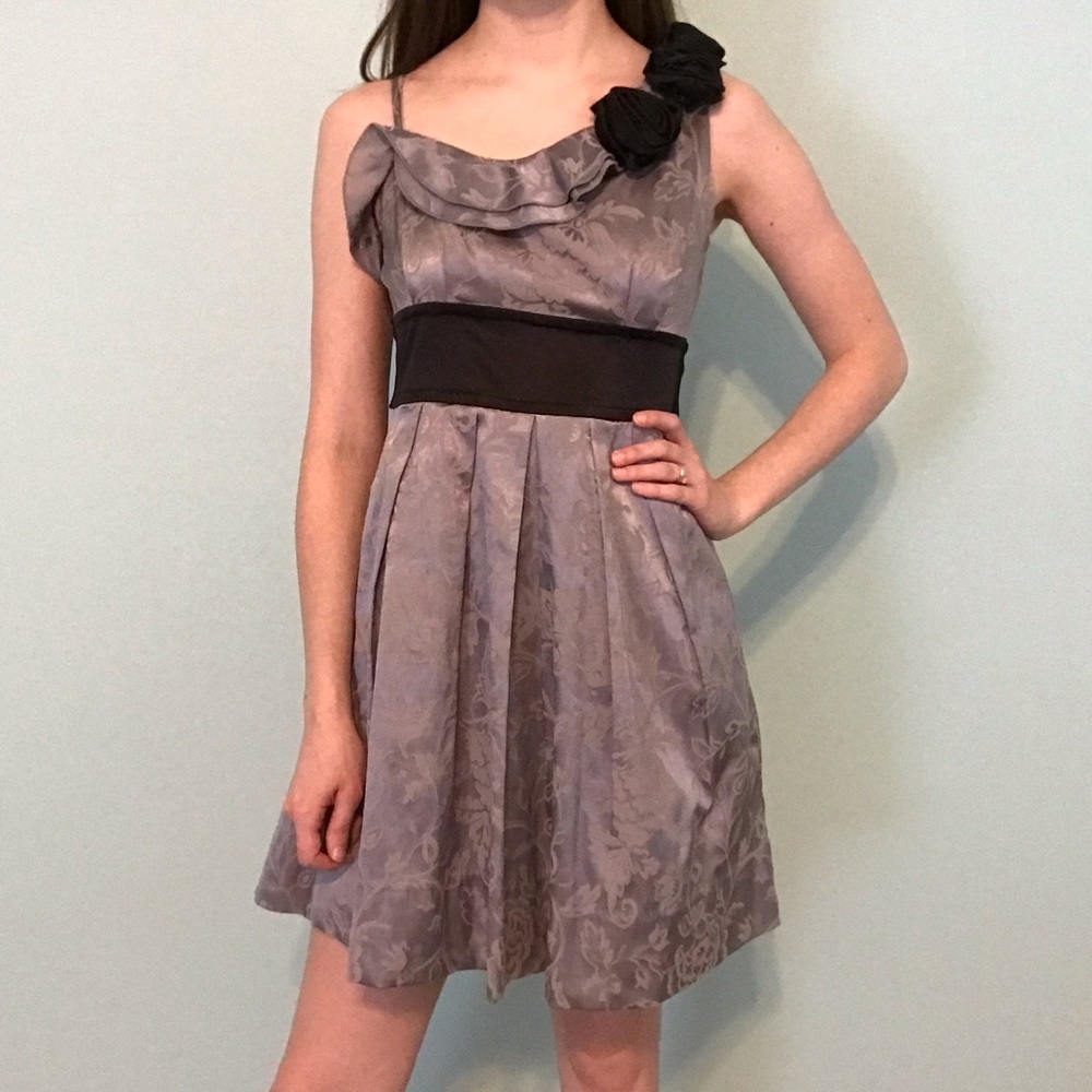 Speechless Gray and Black Satin Formal Dress with Sash and Flower Detail